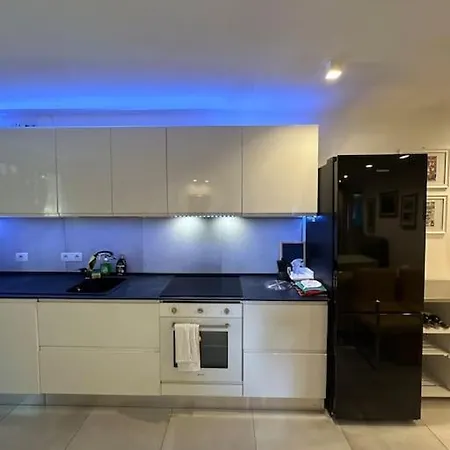 Delia Apartment *