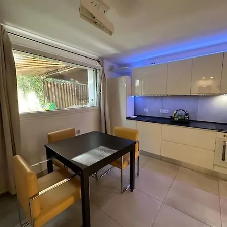 Apartament Delia Cernobbio